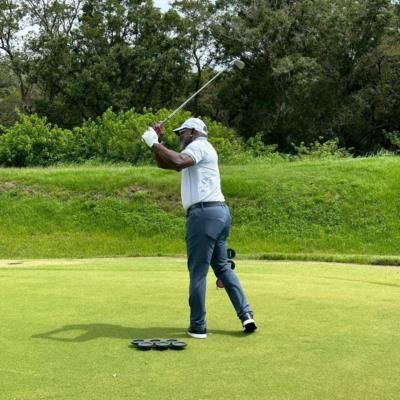 Emmitt Smith: Mastering The Art Of The Swing