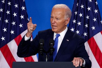 Biden continues to resist Democratic calls to end re-election campaign