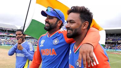 'Bhaiya ke paas hi jata hoon': Rohit Sharma, Rishabh Pant share heartfelt stories about MS Dhoni and Rahul Dravid - Watch