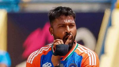 Hardik Pandya's bowling fitness in ODIs under scanner