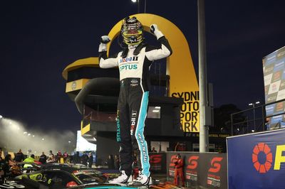 Supercars Sydney: Mostert doubles up to step up title chase