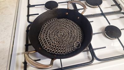 I've found the best way to clean cast iron skillets — it's this $15 scrubber from Amazon