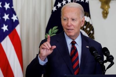 Truck With Urgent Message Urges Biden To Step Down