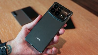 Leica co-engineered Xiaomi Mix Fold 4 and Mix Flip hands-on impressions