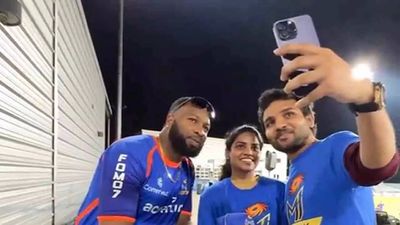 'Do what a man needs to do': What Kieron Pollard did after his shot hit a fan in MLC - Watch