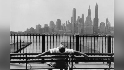 Master street photographer Louis Stettner celebrated with a major retrospective