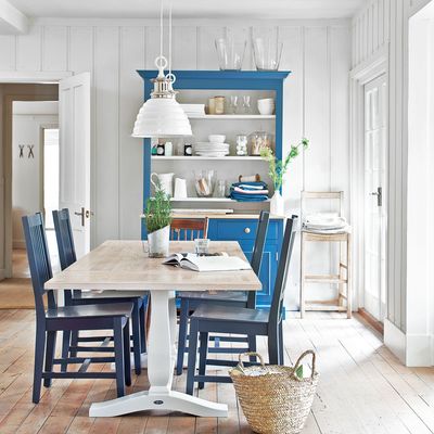 How to style the coastal charm trend in a home to give it timeless appeal, according to a stylist