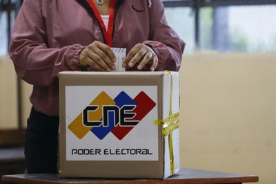 A group headed by four ex-Latin American presidents will observe upcoming Venezuelan elections