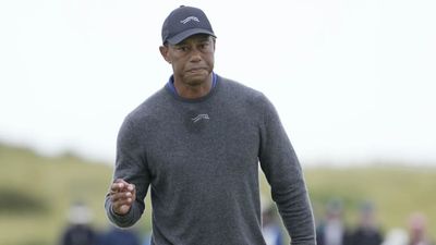 Photos Surface of Tiger Woods Without Sleeve on Injured Leg