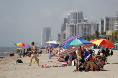 Florida's population passes 23 million for the first time due to residents moving from other states