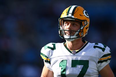 Anders Carlson gets off to perfect start during rainy day of Packers training camp