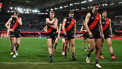 Essendon review 'gutting' loss in 'gory' detail