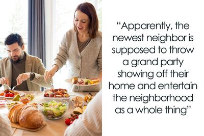 “She’s Crazy”: Newcomer Doesn’t Want To Join Neighborhood Tradition, Karen Doesn’t Take No For An Answer