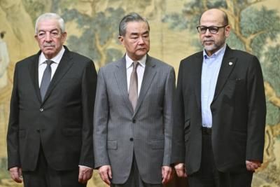 Palestinian Factions Sign Unity Declaration In China