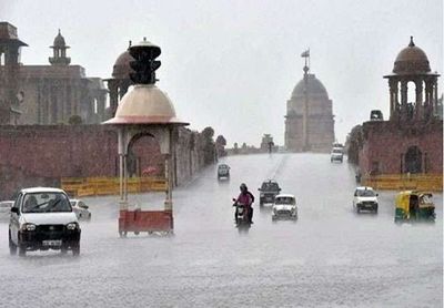 Heavy rains lash Delhi-NCR; More showers predicted