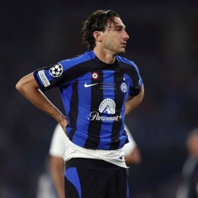 Matteo Darmian Shines With Defensive Prowess On Soccer Field