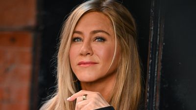We can't believe Jennifer Aniston's favourite Nike trainers are on sale with 50% off - making them just £60