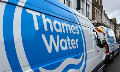 Thames Water breaches licence as part of its debt downgraded to junk