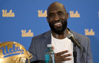 DeShaun Foster’s opening statement for UCLA at Big Ten media day got so unbelievably awkward
