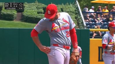 Cardinals’ Nolan Arenado Casually Pulled Out a Cup of Sunflower Seeds Mid-Game