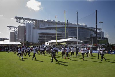 Texans training camp: Fight finally breaks out on Day 6