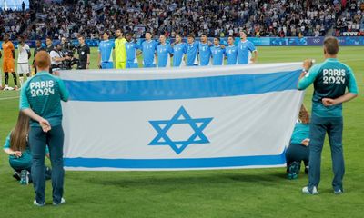 Israel face Parc des Princes protests but security fears fail to materialise