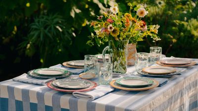 How to Host a Garden Party — 9 Tips for a Memorable Alfresco Brunching Experience
