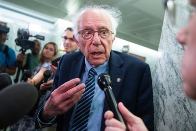 Sanders may bring his populist brand to powerful Finance panel - Roll Call