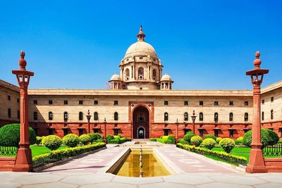 Rashtrapati Bhavan: Durbar Hall, Ashok Hall renamed Ganatantra Mandap, Ashok Mandap