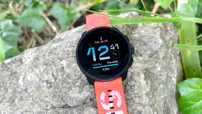 Suunto Race S review: A good AMOLED sports watch at a great price