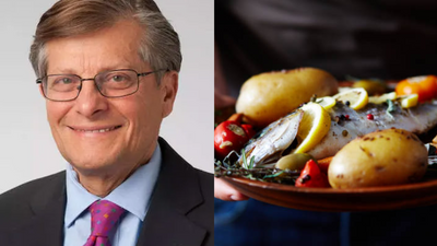 78 year old doctor reverses age by 22 years with THESE simple diet habits