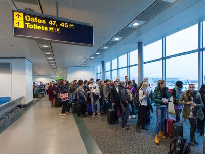 Traveler slammed for leaving friend behind at the airport