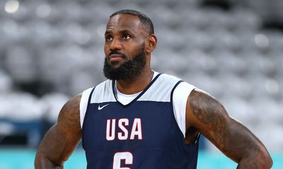 Video: LeBron James tells Team USA the adversity it has faced is good