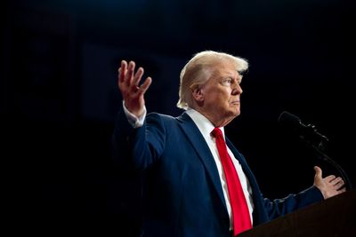 Trump wants to lock up flag burners as he insists world’s autocrats think Americans are ‘bunch of babies’