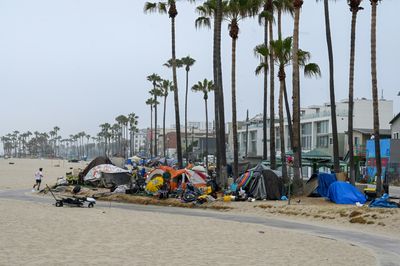 California Gov. Newsom issues executive order to remove homeless encampments in the state