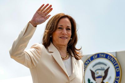 Harris Attacks Trump's 'Extremist' Agenda In Speech To Teachers
