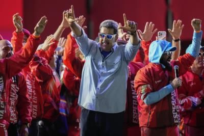 Venezuela's Presidential Campaign Season Ends With Contrasting Demonstrations