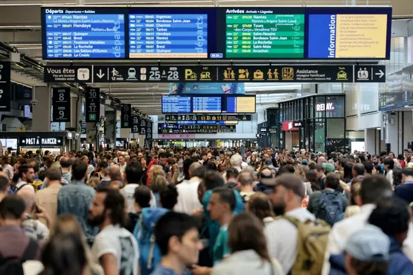 'Sabotage' Hits French Trains Hours Before Olympics