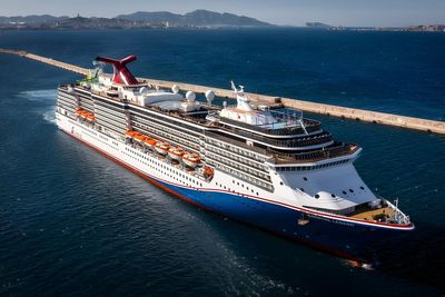 Carnival plans to add three huge cruise ships big enough for 8,000 thousand passengers to its fleet