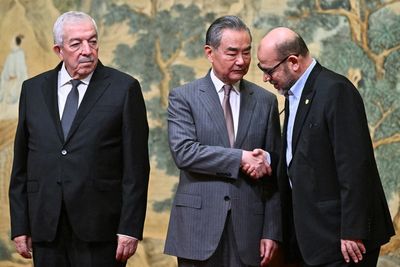 With Palestinian deal and Ukrainian foreign minister's visit, China shows its rising influence