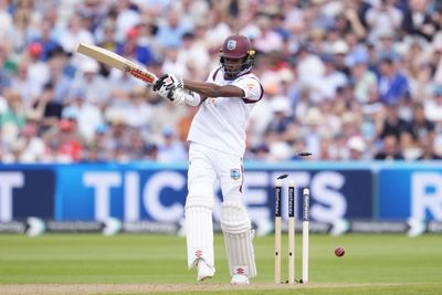 West Indies lose three quick wickets before lunch to hand England initiative