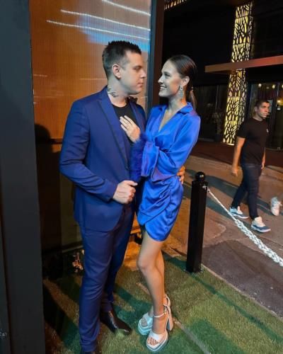 Samantha Misovic And Husband Stylishly Coordinated In Blue Outfits