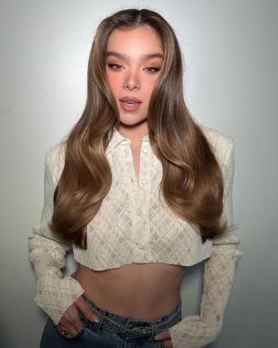 Hailee Steinfeld Stuns In Stylish White Crop Top Photoshoot