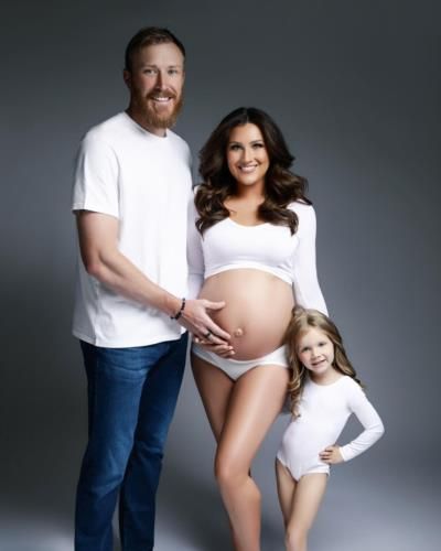 Jake Diekman And Family: A Joyful Pregnancy Photoshoot