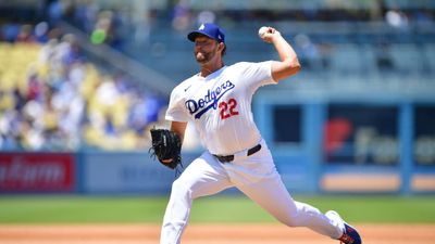 Clayton Kershaw Caught Giants Batter Looking With Ridiculous, Loopy Curveball