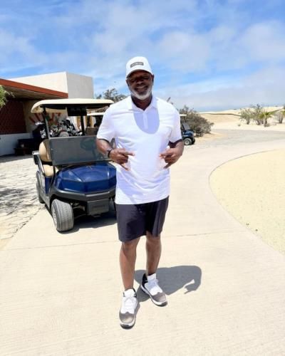 Emmitt Smith Enjoys Serene Sea Views At Four Seasons Cabo