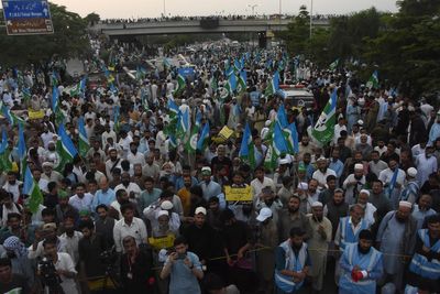 Key Pakistani Islamist party begins sit-in to protest increase in electricity bills