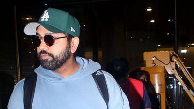 'Kitne bags the 7 ya 8': Rohit Sharma's funny forgetfulness shows up in bag-count confusion