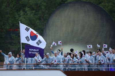 IOC apologises for introducing South Korean athletes as North Korean