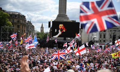 Tommy Robinson ‘could face jail’ over film screening at London protest